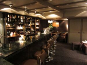 De Jonge Dikkert(風車のレストラン)のバー