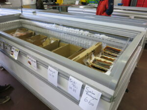 オランダの水産加工会社、北海水産店内