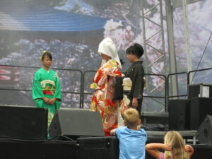 JapanFestivalステージにて結婚で着る着物