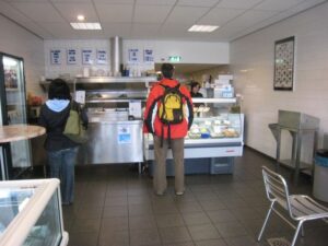 フライングフィッシュの店内の様子