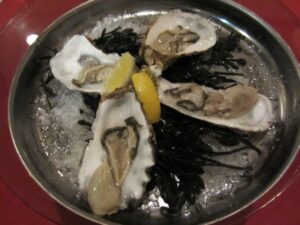 おらんだやの生ガキ