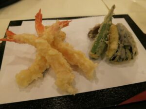 オランダにある山里のコース料理、天ぷら