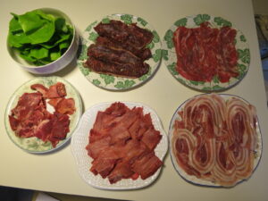 アムステルフェーン金曜マーケットの肉屋で買った薄切り肉