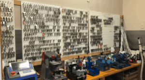 合鍵を作る作業場