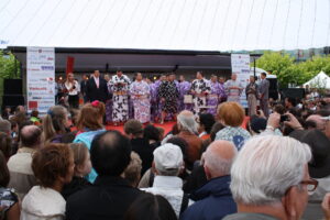 アムステルフェーンに来た佐渡ケ嶽部屋の力士たち